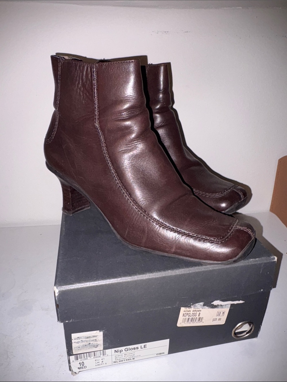 Kenneth Cole Reaction Dark Brown Leather Ankle Booties